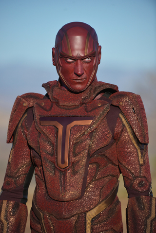 Illustration for article titled Here's Your First Official Look Of Supergirl's Red Tornado